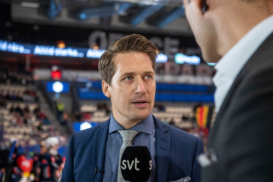 Head Coach  Sam Hallam of Växjö interviewed by SVTs