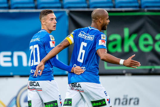 Trelleborgs Felix Hörberg och Salif Camara Jönsson jublar