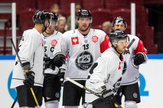 Oula Palve of TPS Åbo celebrates with his teammates