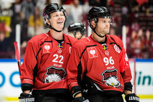 Lars Bryggman of Malmö Redhawks and Kim Rosdahl of Malmö