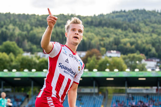 Mikael Nord Ingebrigtsen of Tromsø celebrates