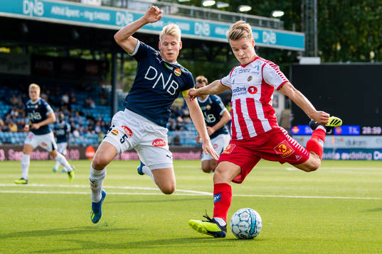 Mikael Nord Ingebrigtsen of Tromsø scores 1-1