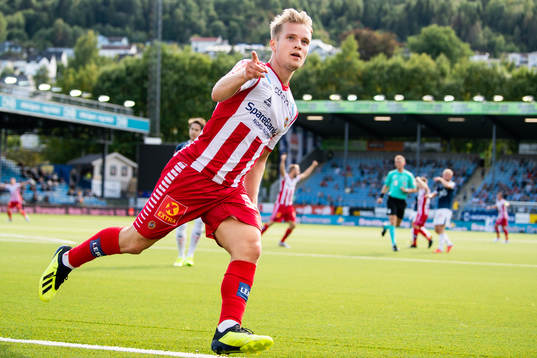 Mikael Nord Ingebrigtsen of Tromsø celebrates