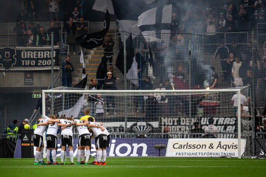Örebro innan fotbollsmatchen i Allsvenskan mellan Örebro