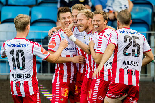 Onni Johannes Simonpoika Valakari of Tromsø celebrates