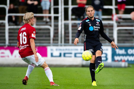 Degerfors Viktor Götesson och Helsingborgs Charlie Weberg