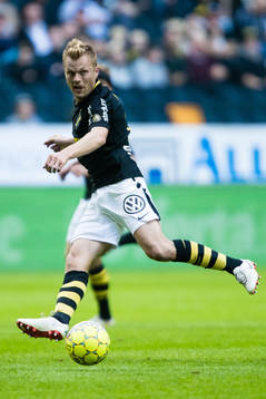 s Sebastian Larsson