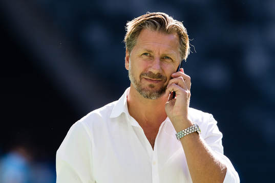 Hammarbys sportchef Jesper Jansson innan fotbollsmatchen i