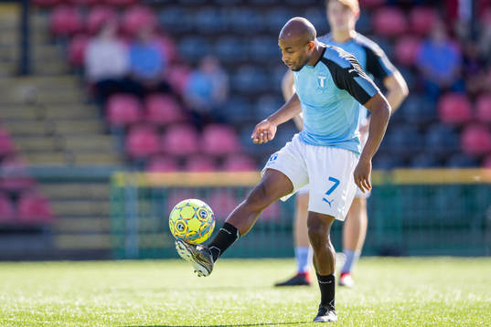 Malmö FFs Fouad Bachirou innan fotbollsmatchen i