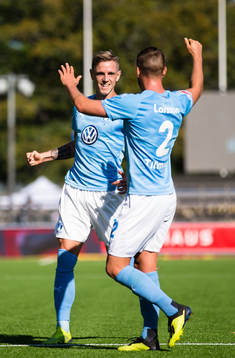Malmö FFs Sören Rieks (v) jublar med Eric Larsson