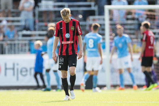 Brommapojkarnas Fritiof Björkén deppar