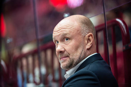 Head coach Peter Andersson of Malmö Redhawks