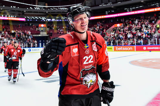 Lars Bryggman of Malmö Redhawks celebrates