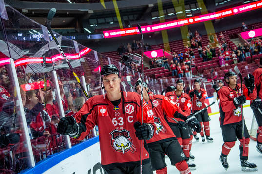 Fredrik Händemark of Malmö Redhawks  celebrates
