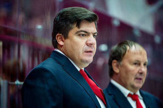 Head coach Viktor Kostyuchyonok of Yunost Minskduring the