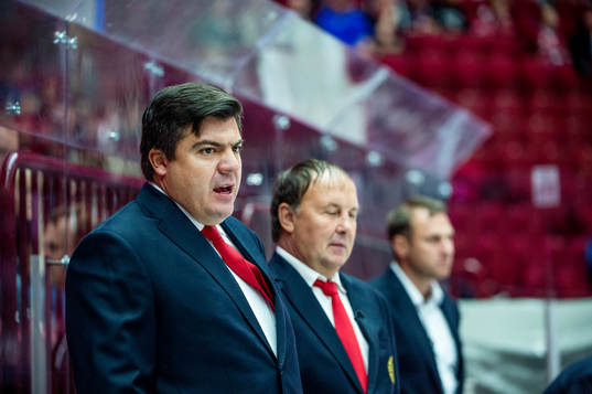 Head coach Viktor Kostyuchyonok of Yunost Minskduring the