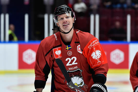 Lars Bryggman of Malmö Redhawks celebrates