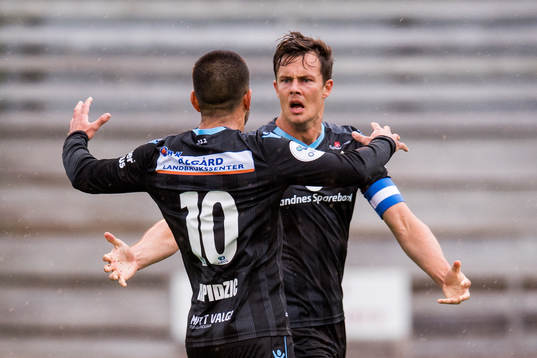 Sanel Kapidzic and Niels Vorthoren of Sandnes Ulf celebrate