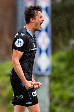 Niels Vorthoren of Sandnes Ulf celebrates the 2-2 goal