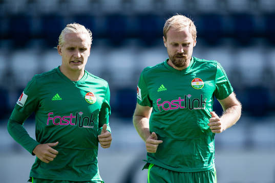 Dalkurds Henrik Löfkvist och Markus Thorbjörnsson  innan