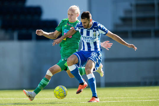 Dalkurds Henrik Löfkvist och IFK Göteborgs André Calisir