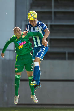 IFK Göteborgs Carl Starfelt oh Dalkurds Adam Ståhl