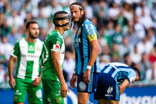 Hammarbys Nikola Djurdjic och Djurgårdens Jonas Olsson
