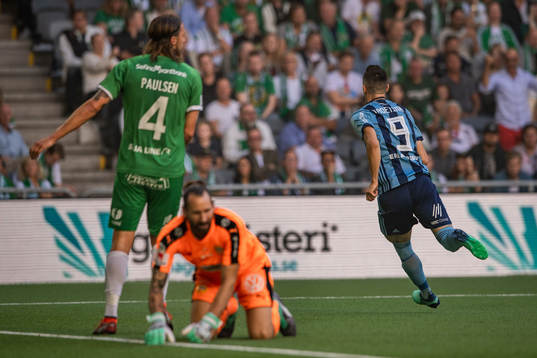Djurgårdens Haris Radetinac gör 2-0
