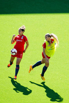 Ingrid Moe Wold and Lisa-Marie Karlseng Utland of Norway