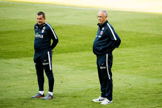 Per Joar Hansen, assistant coach, and Lars Lagerbäck, head