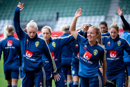 Stina Blackstenius och Mimmi Larsson