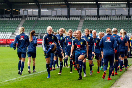Stina Blackstenius och Mimmi Larsson