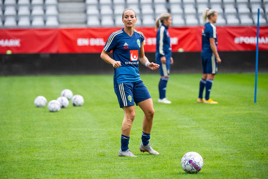 Kosovare Asllani