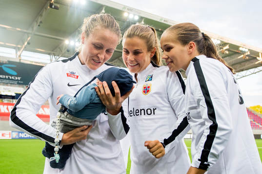 Isabell Herlovsen, Emilie Bosshard Haavi and Guro Reiten of