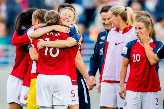 Synne Skinnes Hansen of Norway celebrates
