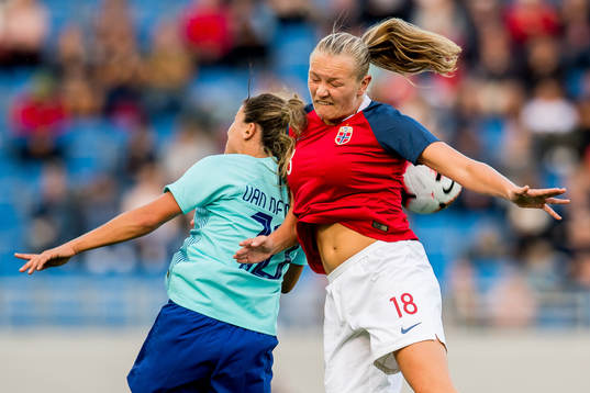Danielle Van de Donk of Netherlands and Frida Maanum of