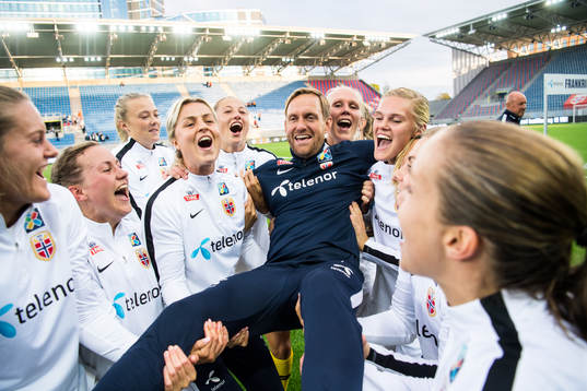 Martin Sjögren, head coach of Norway celebrates with the