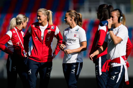 Ingrid Marie Spord, Maria Dybwad Brochmann and Caroline