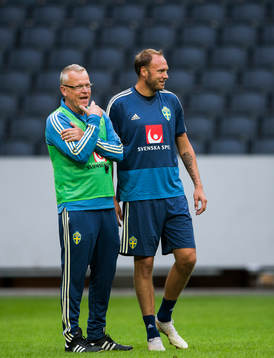 Andreas Granqvist och förbundskapten Janne Andersson