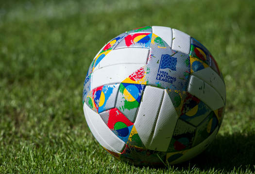Den nya matchbollen som används i UEFA Nations League på