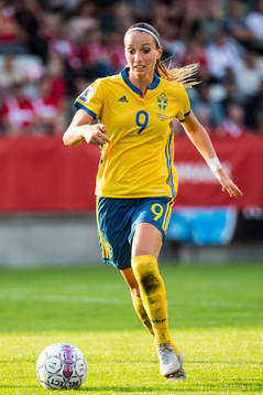 Sveriges Kosovare Asllani