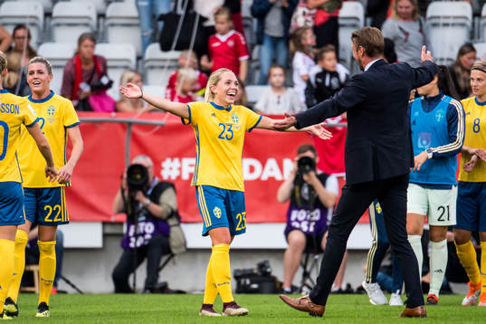 Sveriges Elin Rubensson jublar