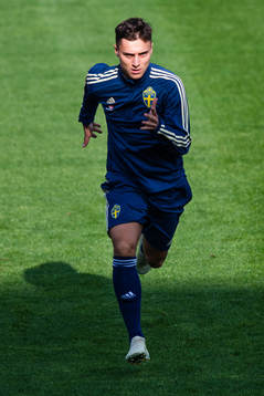 Jonathan Levi