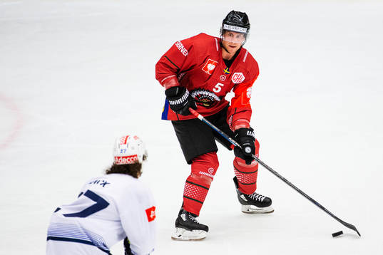 Chay Genoway of Frölunda