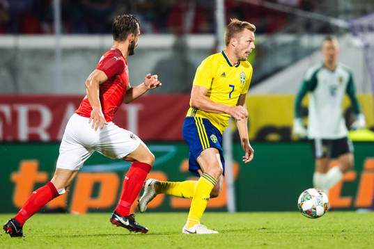 Sebastian Larsson of Sweden
