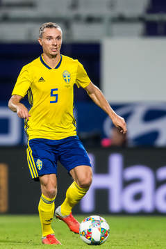 Niklas Hult of Sweden