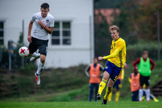 Sveriges Adrian Petersson