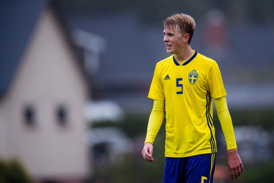 Sveriges Adrian Petersson