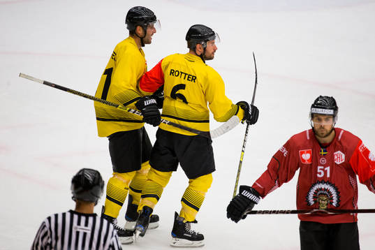 Rafael Rotter of Vienna celebrates scoring 1-4