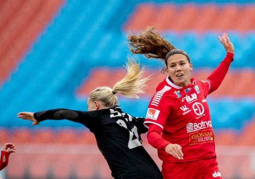 Linköpings Emma Lennartsson mot Göteborgs Rebecka
